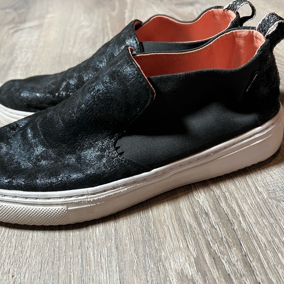 Hey Dude Peyton Croco Slip On shoes- 9 - Picture 2 of 6